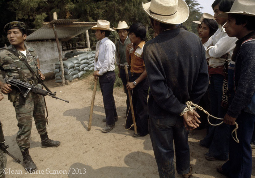 Capturado por las Patrullas de Autodefensa Civil, en Chichicastenango, Quiché. 