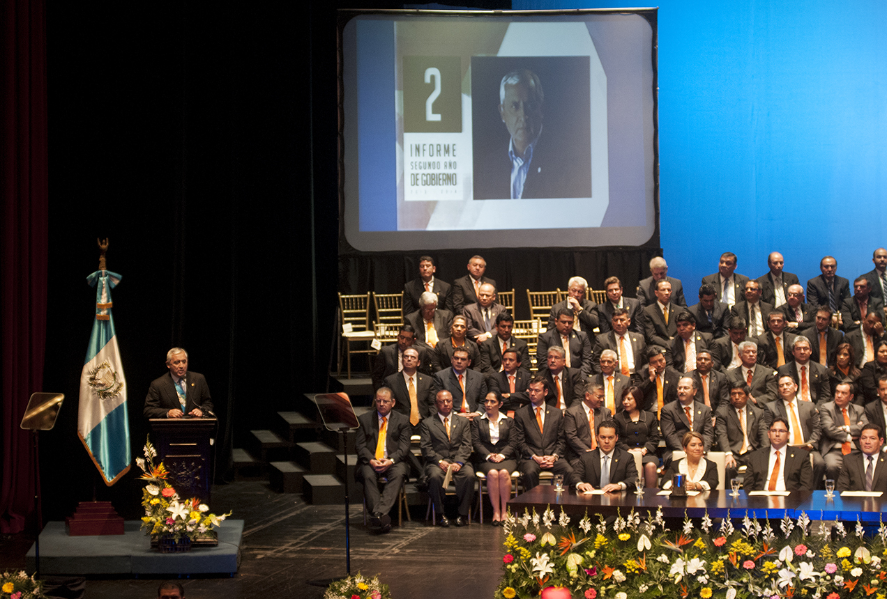 El presidente Otto Pérez Molina inicia la presentación del informe de su segundo año de gobierno. 