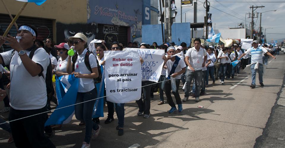 Trabajadores de las tiendas Megapaca de Palín, Escuintla, también llegaron a protestar. 
