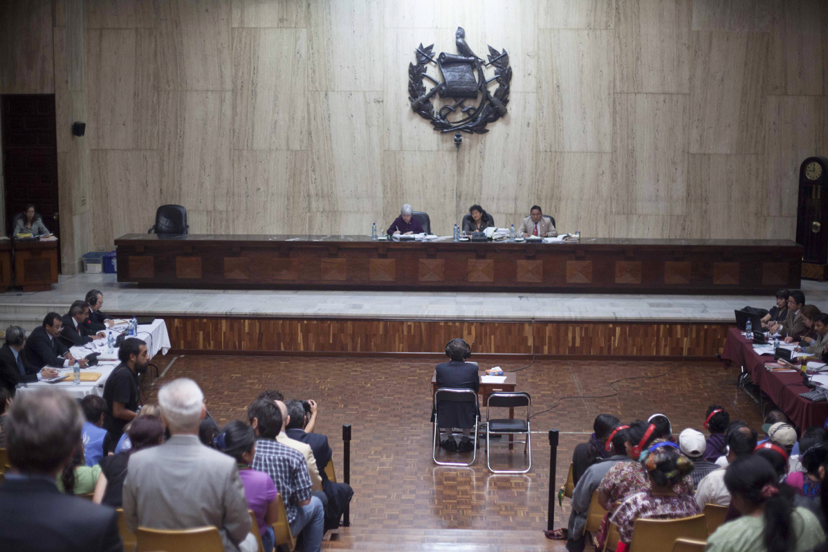 Gustavo Porras, testigo propuesto por la defensa, indicó que el ataque contra la población ixil no se debió a razones étnicas. Foto de Luis Echeverría
