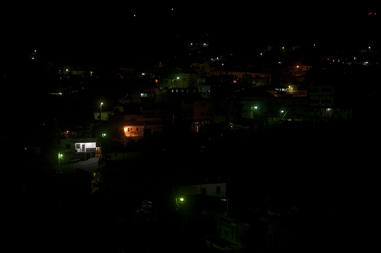 La Democracia, Huehuetenango. Varias aldeas y la cabecera municipal pasaron varios días sin electricidad por su negativa a pagar facturas de luz de miles de quetzales. 