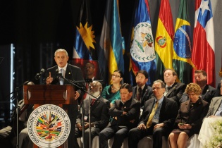 El presidente Otto Pérez Molina durante la inauguración de la 43 edición de la Asamblea General de la OEA llevada a cabo en Antigua Guatemala. 